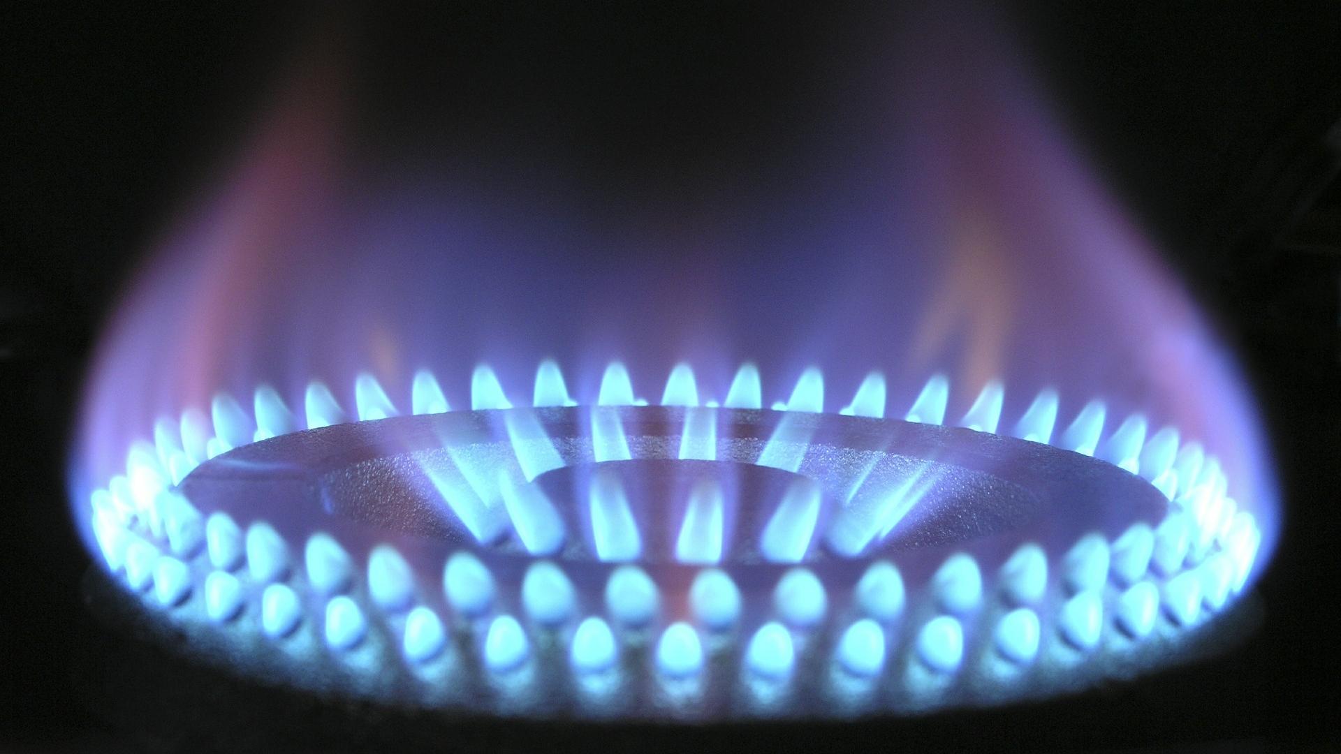 Rubrik_Klima_und_Energie_Gasflamme__c._Pixabay_flame-580342_1920