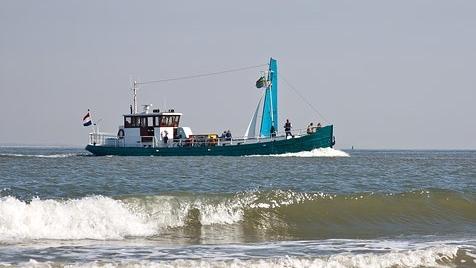 Rubrik_Wasser_Meere_c-pixabay-fishing-vessel-1847518__340
