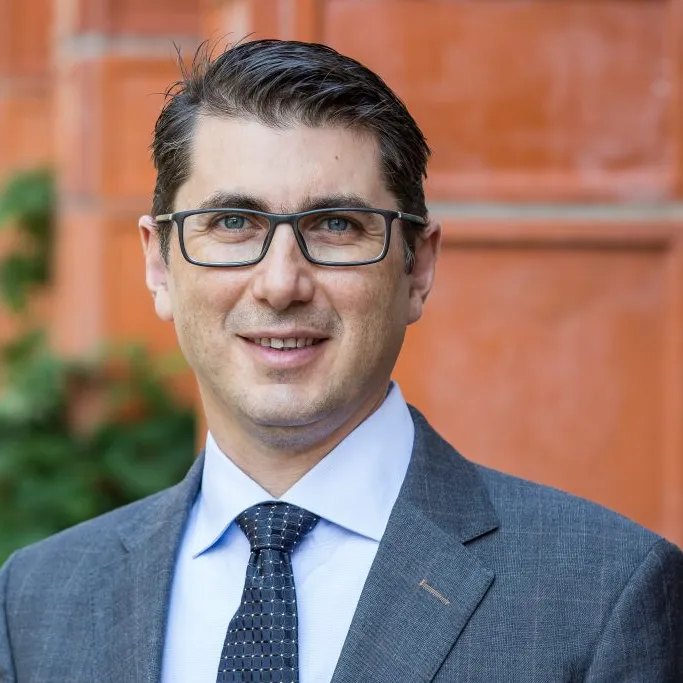 Durmuş Ünlü  